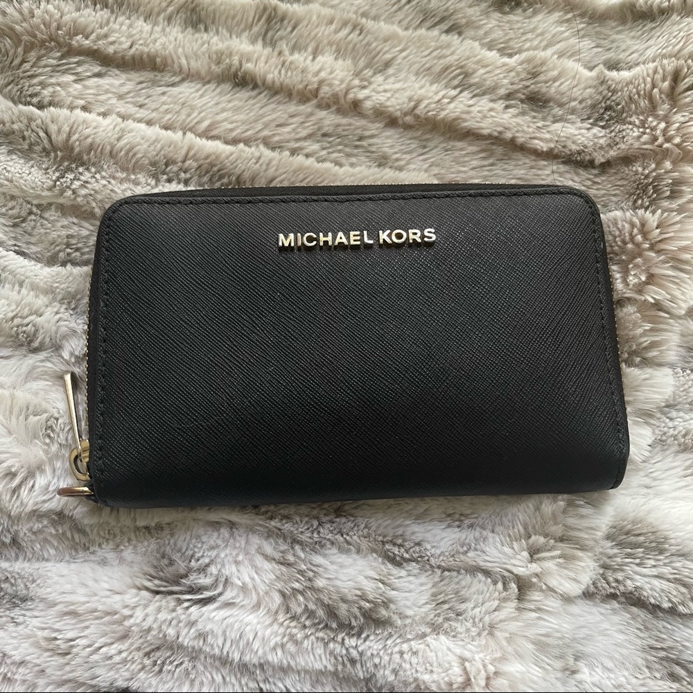 Black Michael Kors Wallet